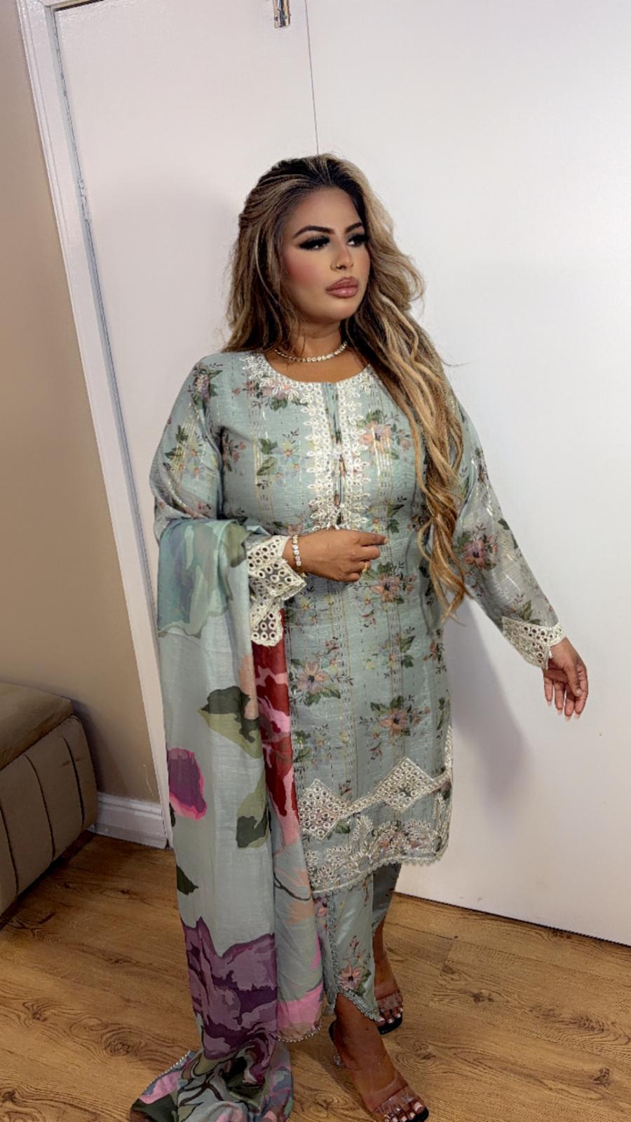 Mint Farshi Floral - Balochi Salwar