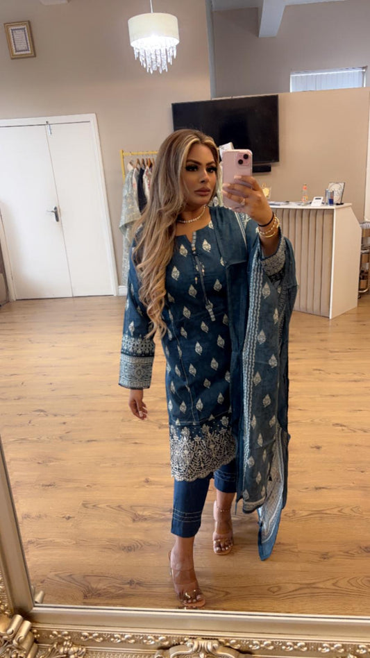 Sereni Blue Couture